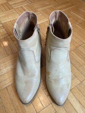 Women’s Ankle Boots in Light Beige - Elegant Pointed Toe